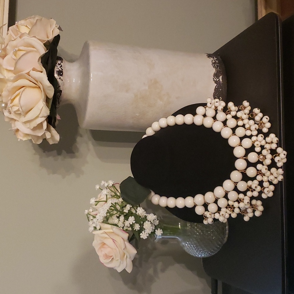 Statement piece white bead necklace with gold tone hardware